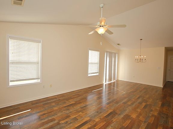 5th image of 3711 Tuscany Valley Dr