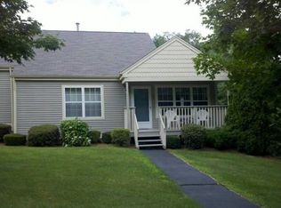 75 Manorwood Dr, Branford, CT 06405