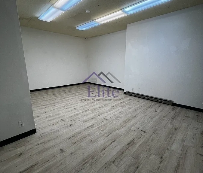413 W Railroad Ave #1 — Photo 4