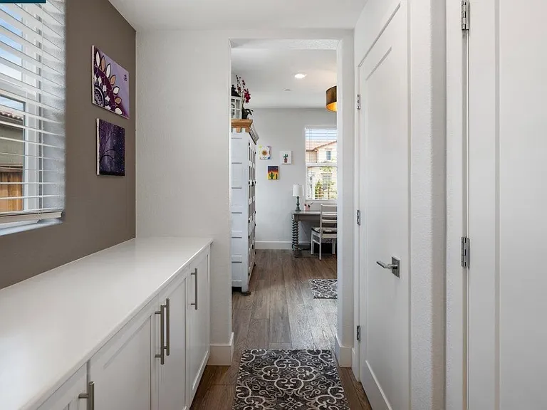 6779 Celadon Ln — Photo 17
