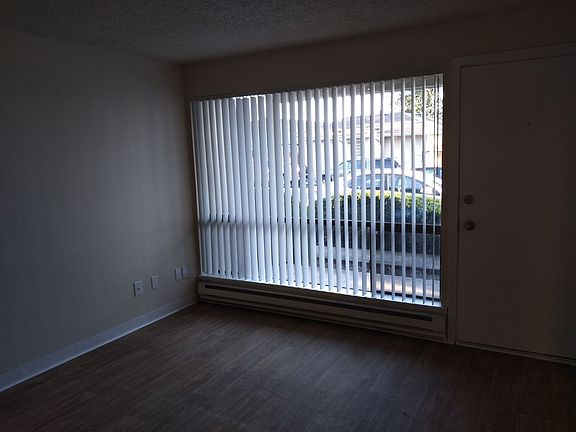 4th image of 5925 99th St SW #4
