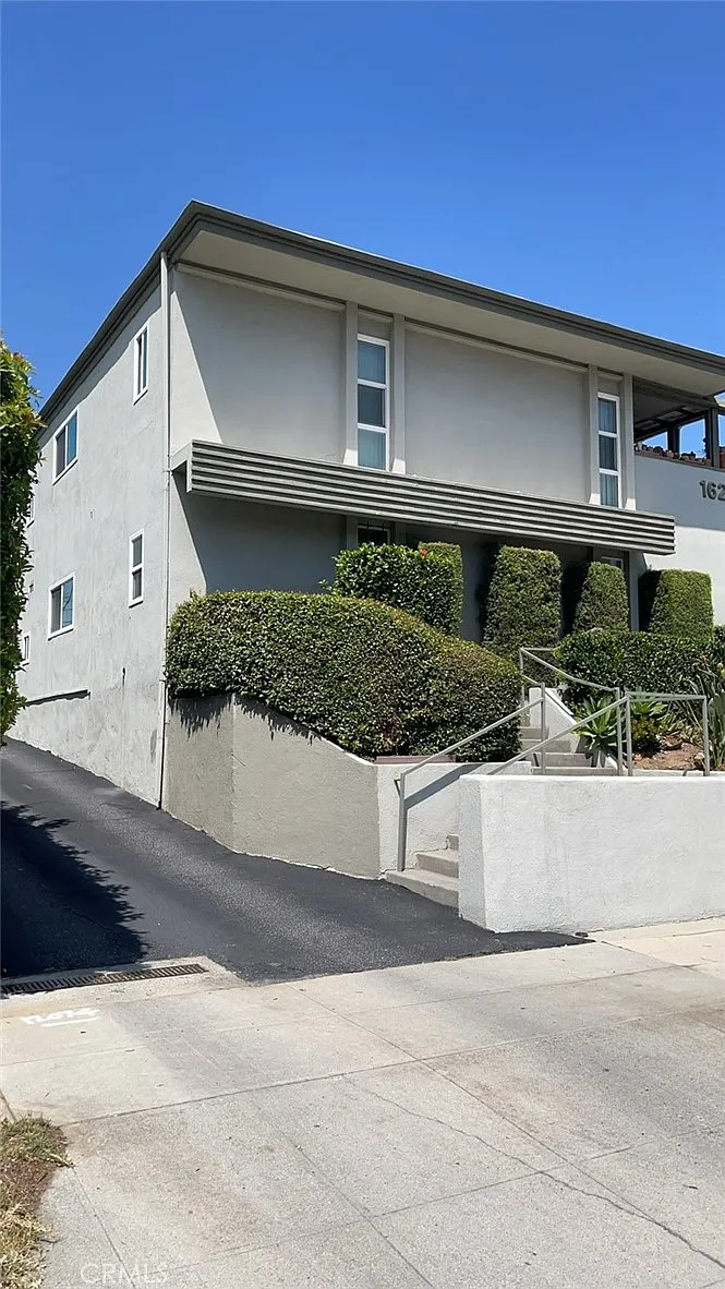 Building Photo - 1628 S Huntington Dr #1