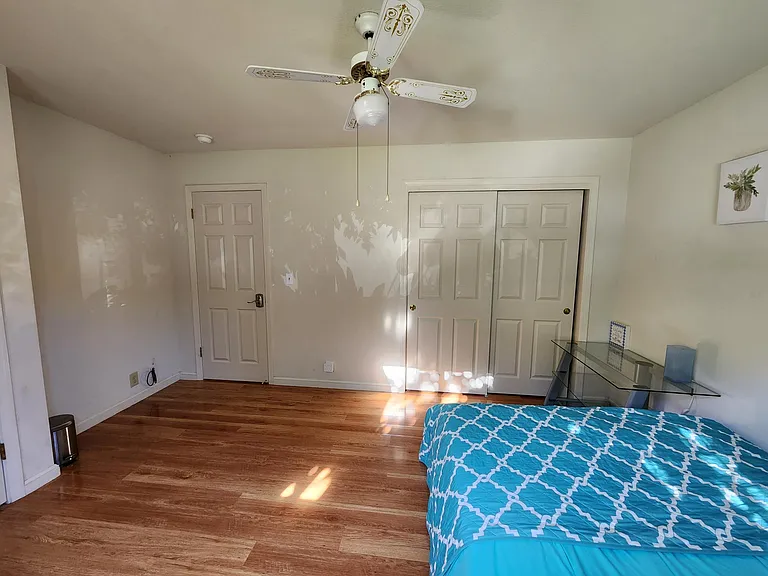 274 Walker Dr — Photo 6