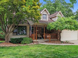 22900 Columbia St, Dearborn, MI 48124
