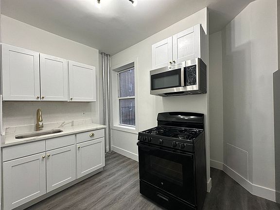 2nd image of 11 Gifford Ave #27E