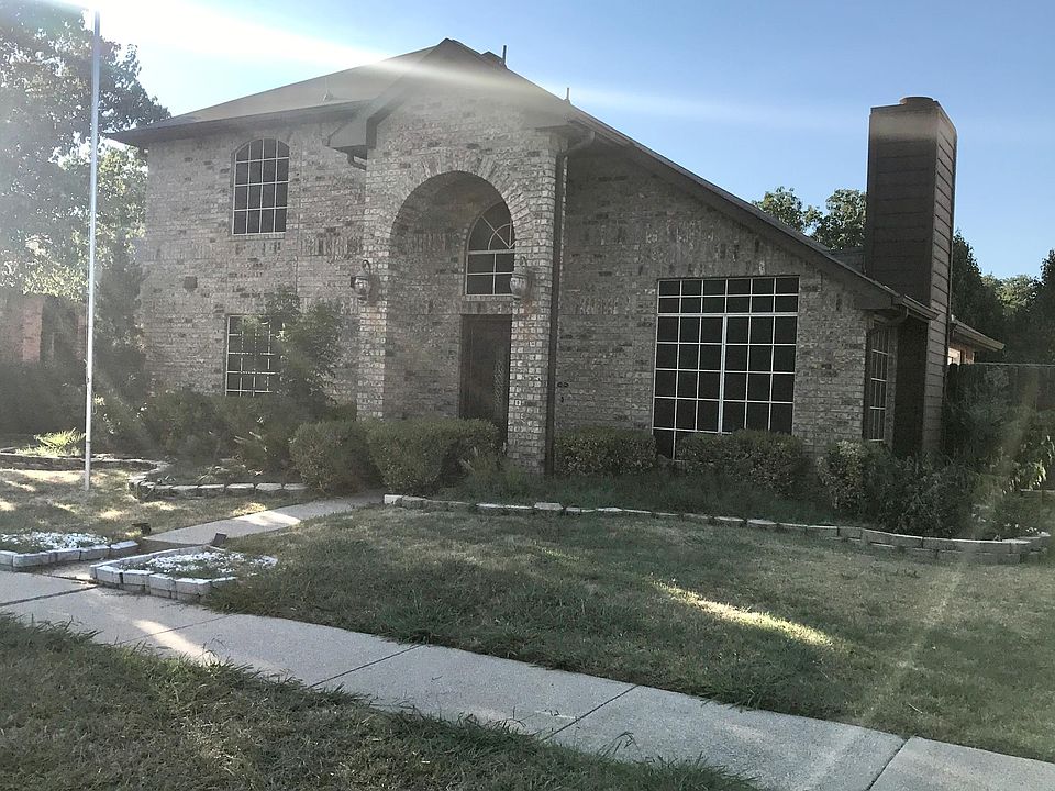 1st image of 720 Stone Trail Dr