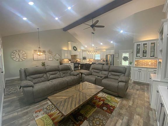 3rd image of 6502 Sleepy Hollow Ave
