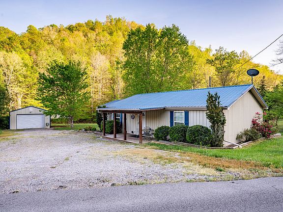4th image of 612 Little Indian Dr