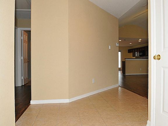 4th image of 9710 Jasmine Arbor Ct