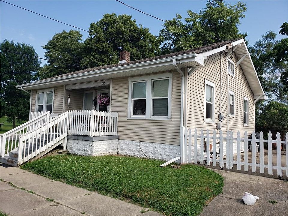 1st image of 516 2nd St