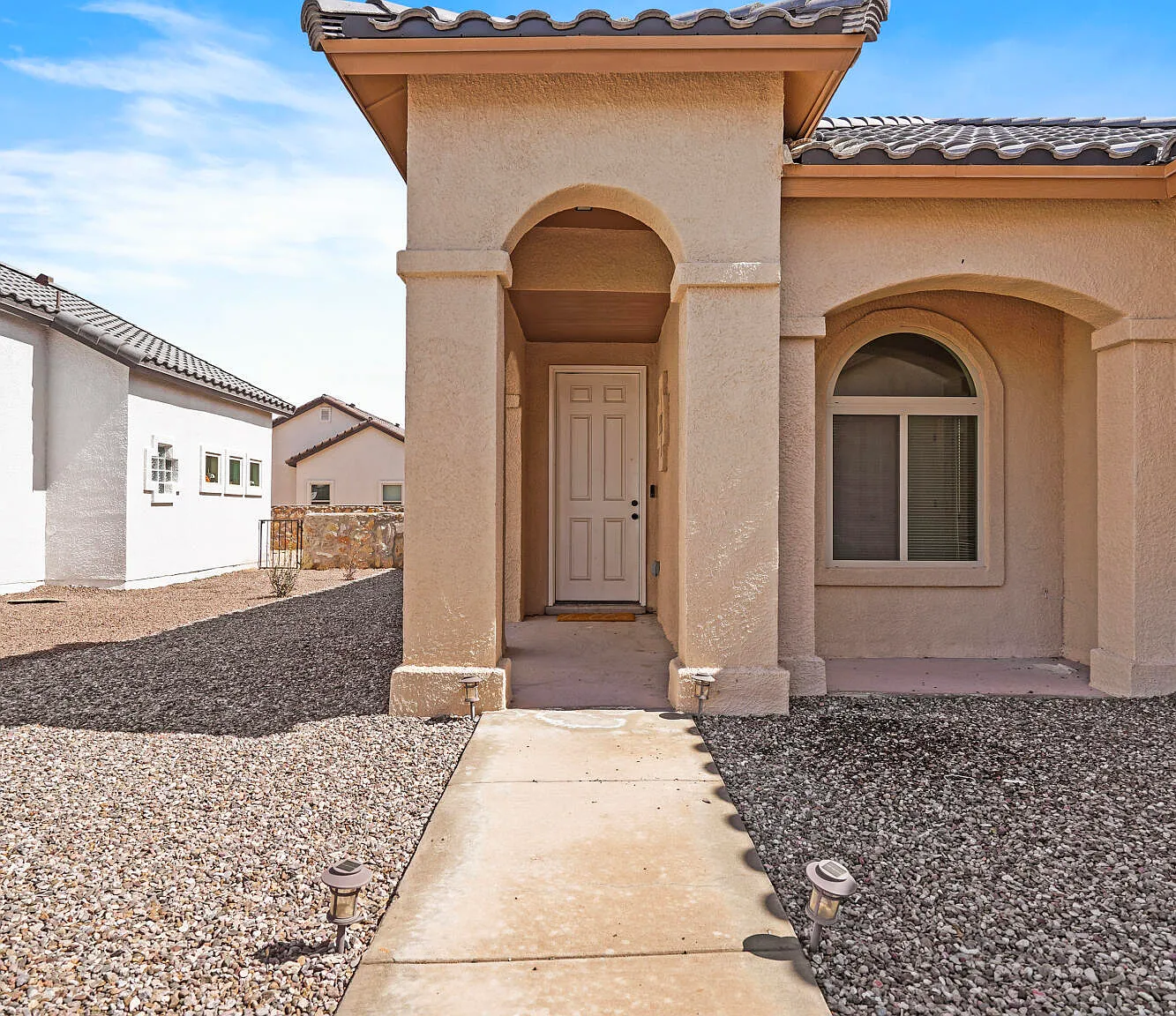 3 bed, 2.0 bath, 1104 sqft, $1,750 — Photo 4
