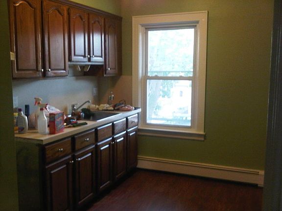 5th image of 8431 63rd Ave #2