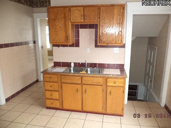 2nd image of 3158 W 38th St