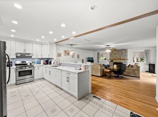 19607 Somerset Dr, Pitt Meadows, BC