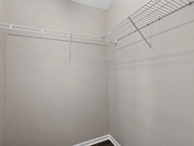 840 Willberry Dr — Photo 34