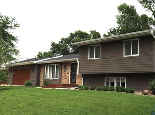 4908 S Twin Ridge Rd, Sioux Falls, SD 57108