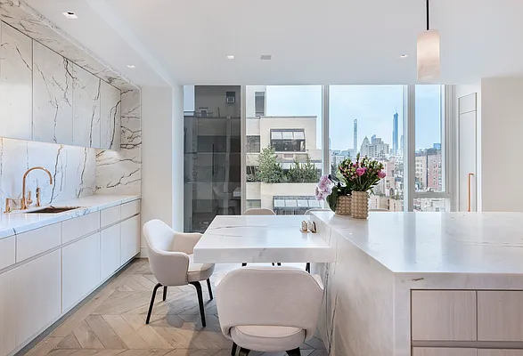 Rented by Compass | media 32