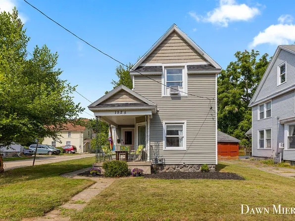 1525 Coit Ave NE, Grand Rapids, MI 49505