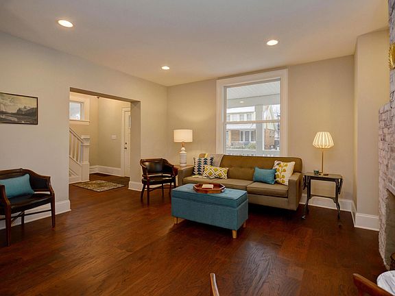 3rd image of 891 Linwood Ave