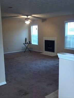 2nd image of 102 Summercourt Dr