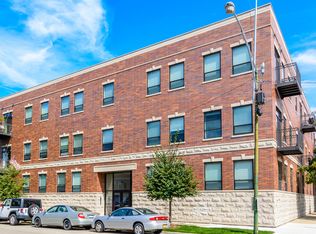 3255 S Shields Ave #205, Chicago, IL 60616