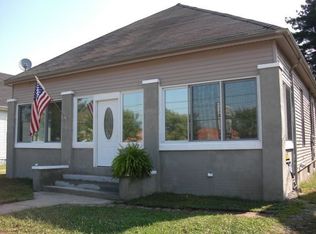 321 N 1st St, Boonville, IN 47601