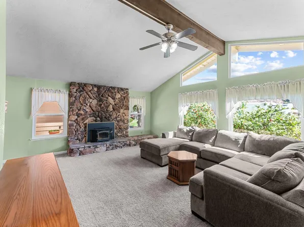 3395 Meadow Way, Rocklin, CA 95677