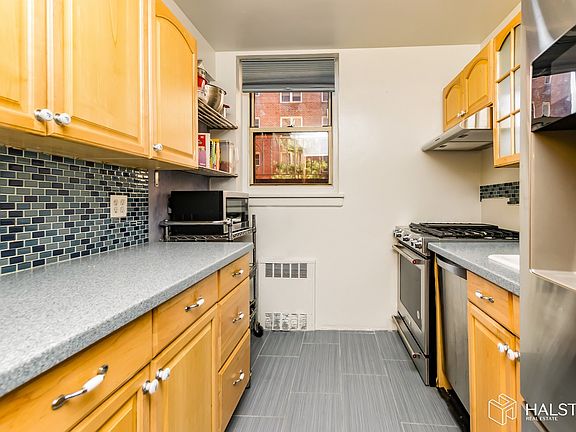 4th image of 5600 Netherland Ave #1G