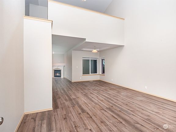 5th image of 7727 198th Street E