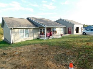 1484 Lake Washington Rd, Washington, WV 26181