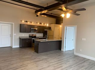 Flats on East, Spring Grove, PA 17362