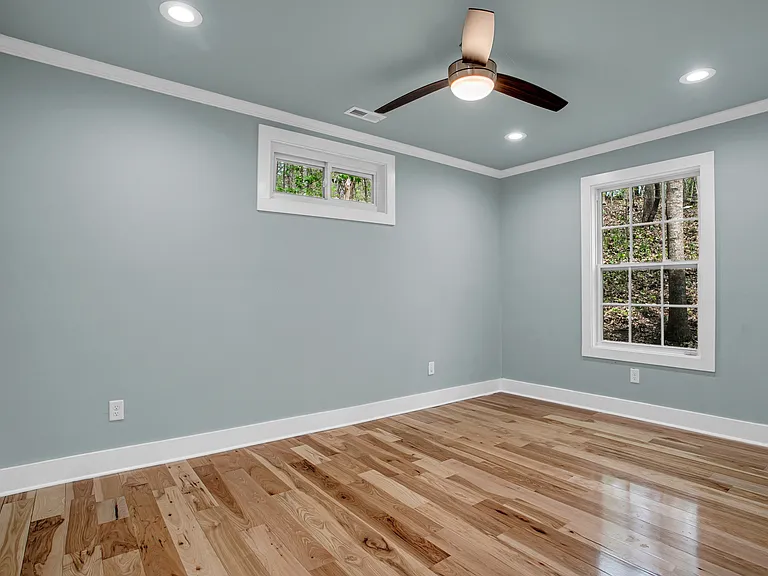 1st of 2 downstairs bedrooms