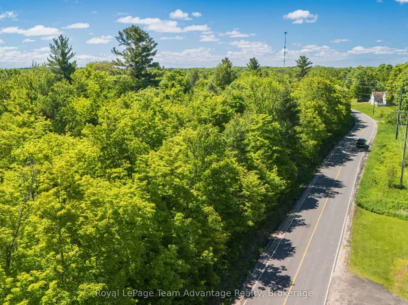 0 Hoddys Side Rd, McDougall, ON P2A 2W9