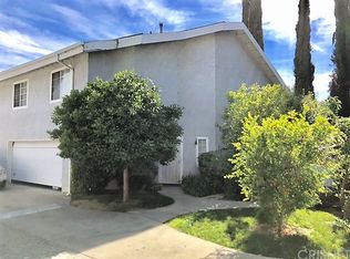 18995 Gault St, Reseda, CA 91335