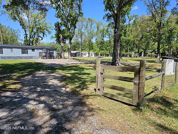 3rd image of 6715 PICKETTVILLE Road