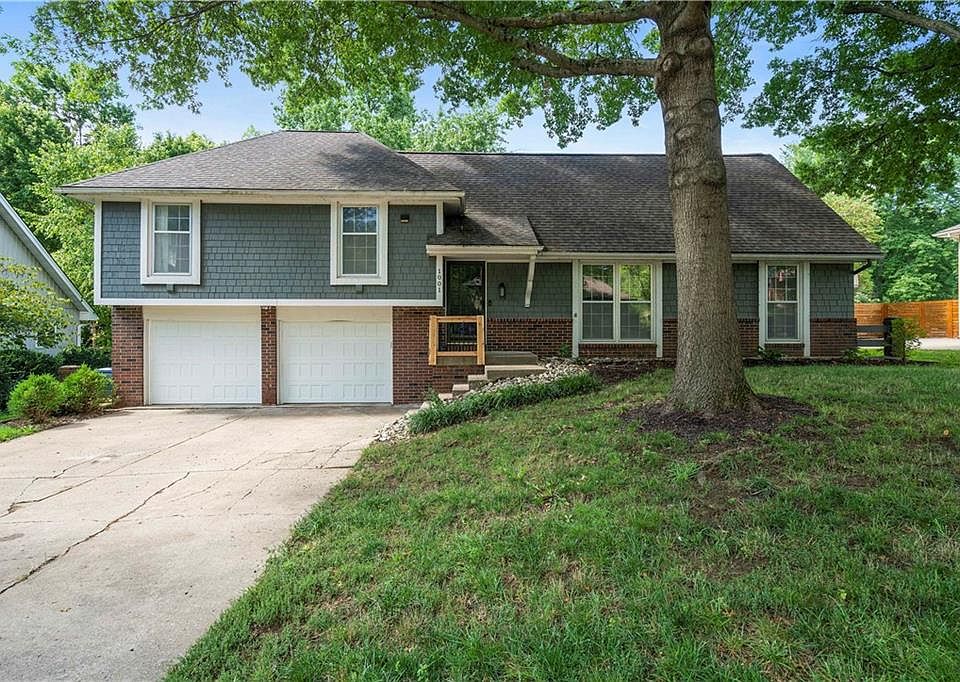 1st image of 1001 Wyckwood Dr