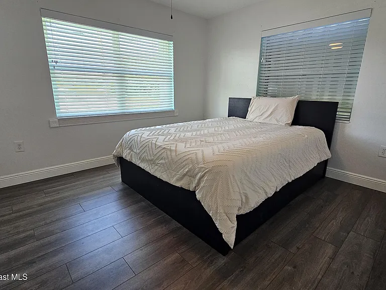 2394 Shenandoah Rd NE — Photo 9
