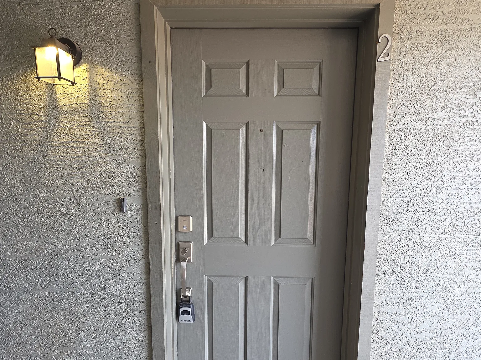 2 bed, 810 sqft, $1,199 — Photo 3