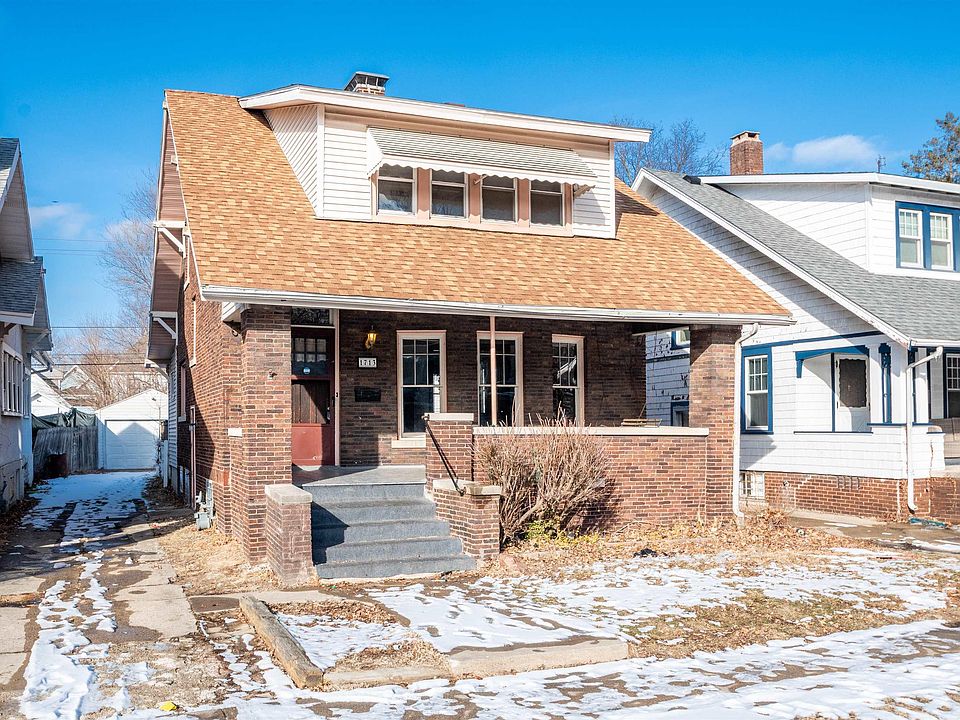 1st image of 1713 W Barker Ave