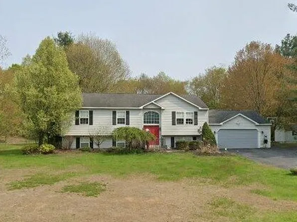 15 Carrie Ln, Hastings, NY 13076