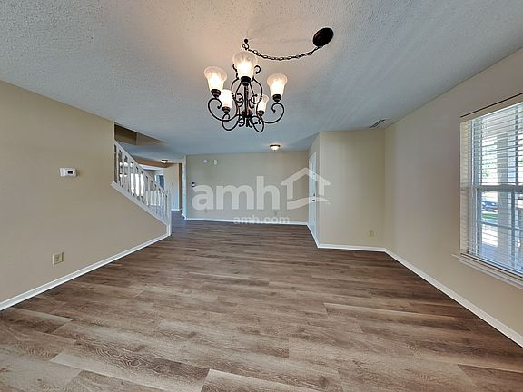 5th image of 10351 Lee Stewart Ln