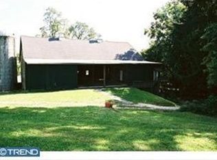 806 Grubbs Mill Rd, Berwyn, PA 19312