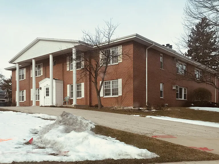 3202 Superior Ave #104 — Photo 11