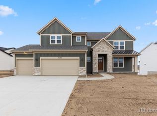 15783 Norwalk Rd, Grand Haven, MI 49417