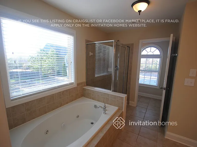 3555 Autumn Brooke Ct — Photo 15