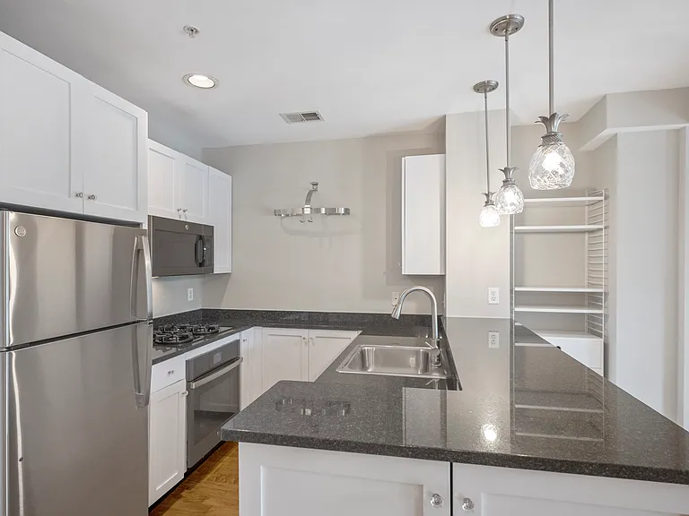 4025 Connecticut Ave NW #505 — Photo 3