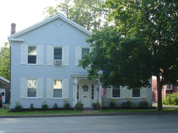 44 Lincklaen St, Cazenovia, NY 13035