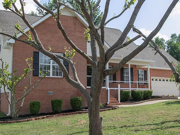 2nd image of 318 Braxton Dr