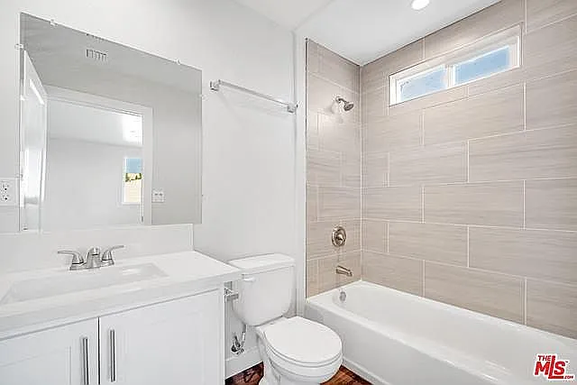 Saticoy Villas — Photo 44