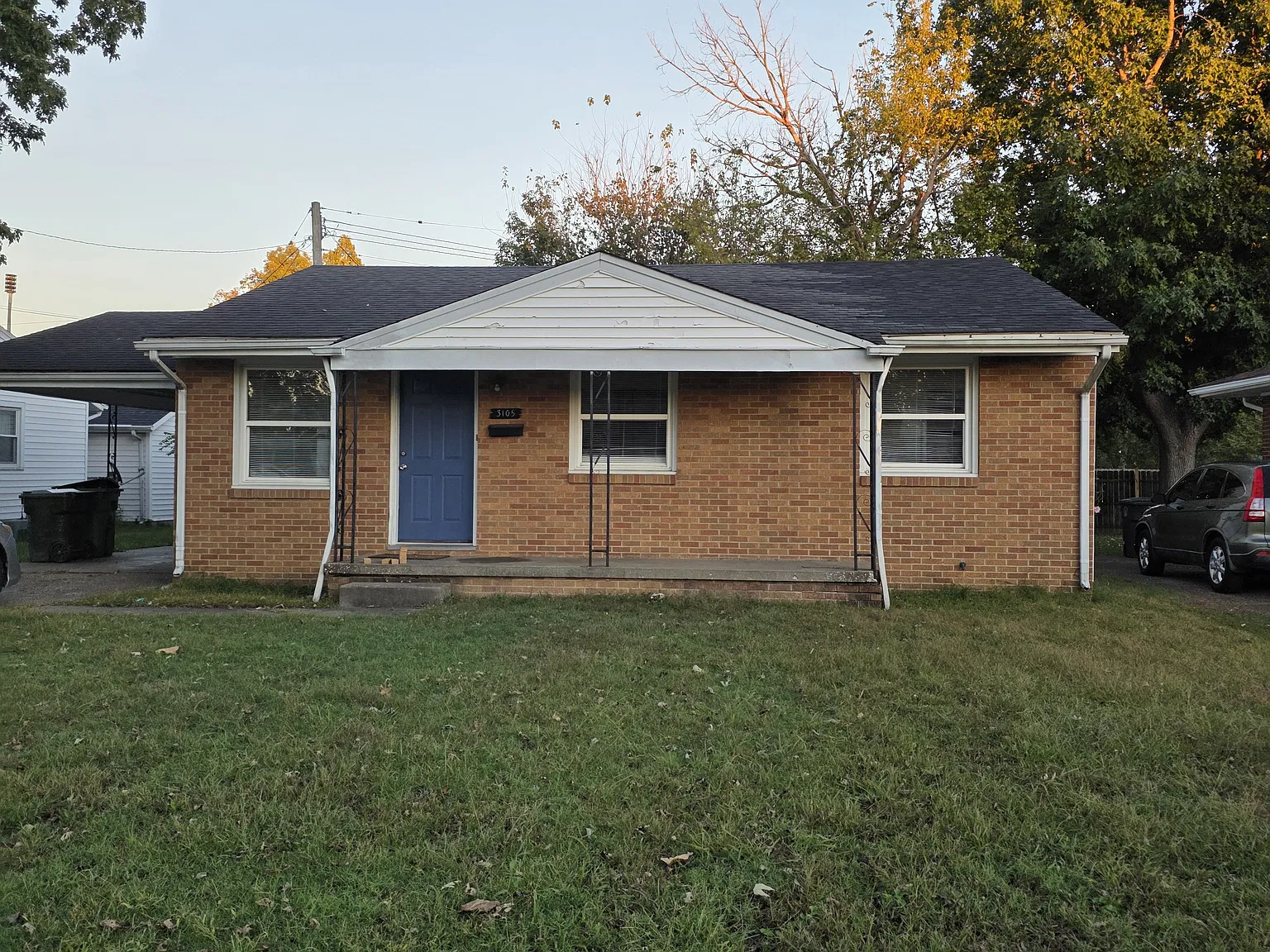 3 bed, 1.5 bath, 924 sqft, $1,325 — Photo 2